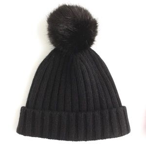 Jcrew ribbed beanie with Pom Pom - black
